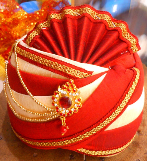 Red And Cream Color Pagdi